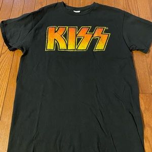 Kiss tshirt
